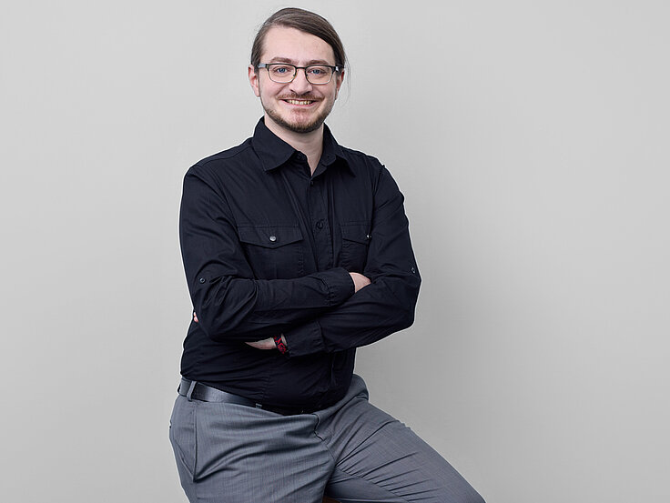 Ein Portrait von Tobias Huber