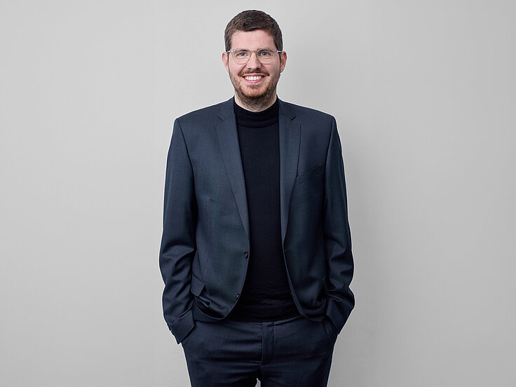 Ein Portrait von Jakob Schuster