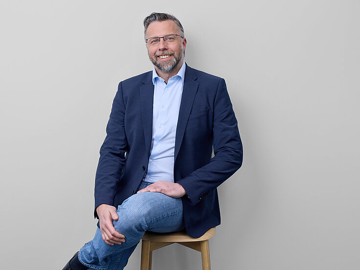 Ein Portrait von Mark-Fabian Slaby